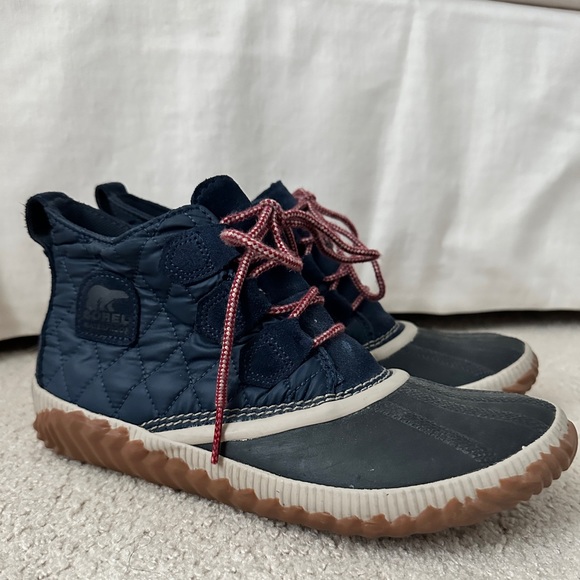 Sorel Out and About Plus Boot - Picture 9 of 9